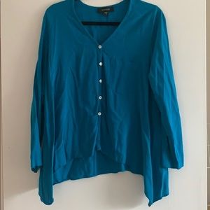Karen Kane blue button up shirt